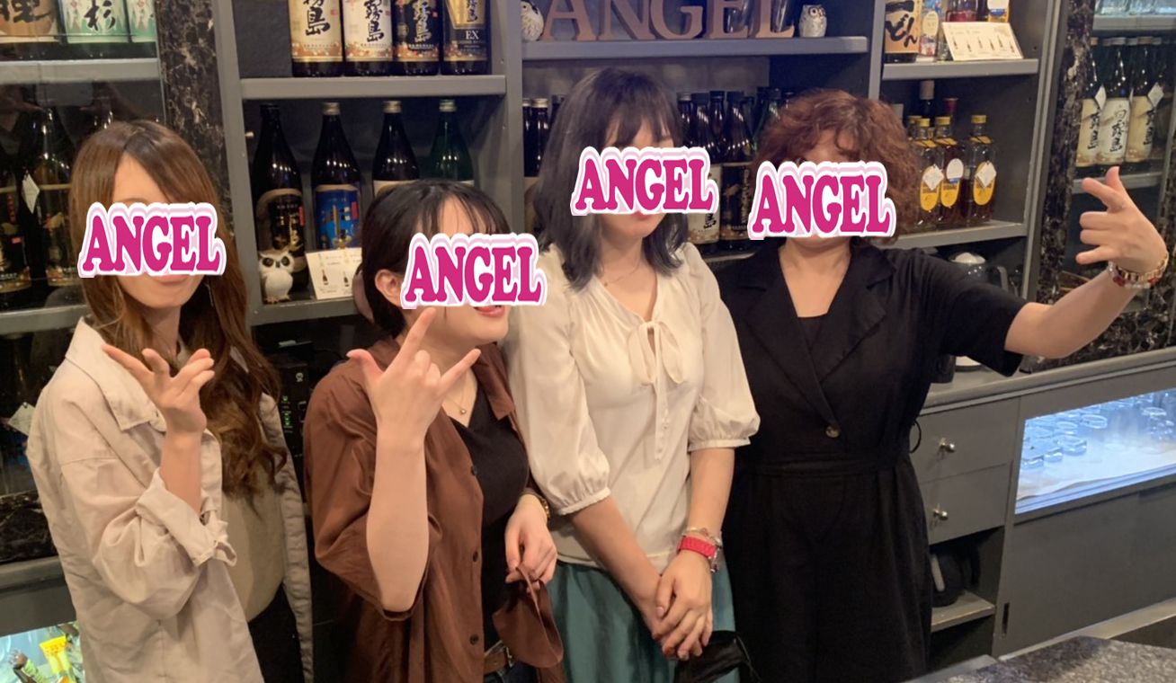 宮崎スナックAngel店内