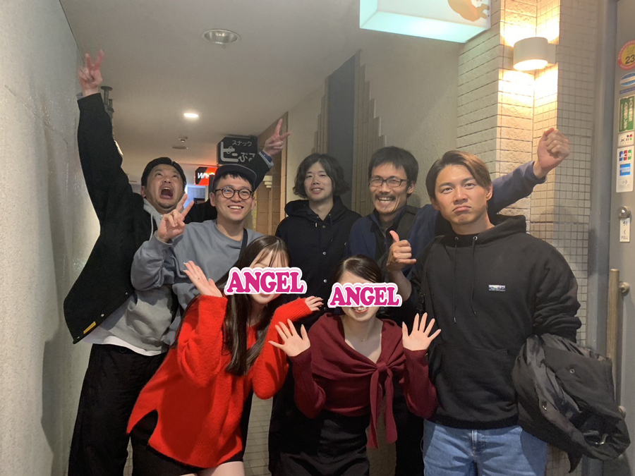 Angelスタッフとお客様