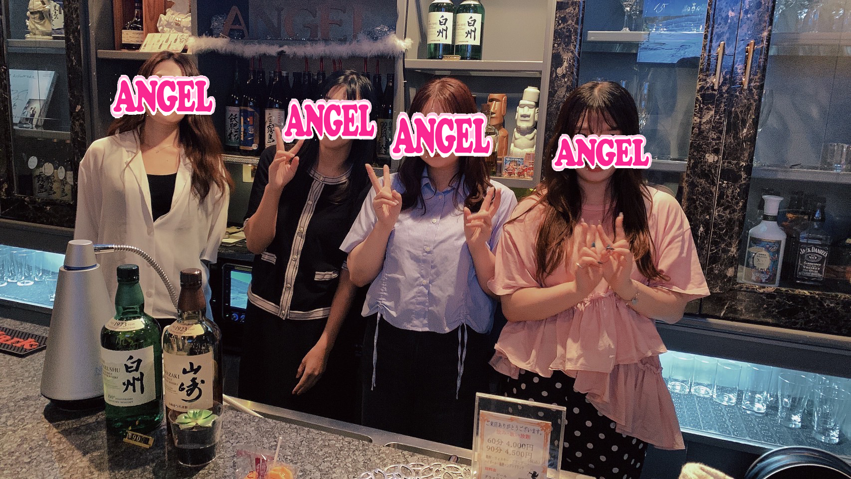 宮崎スナックAngel店内
